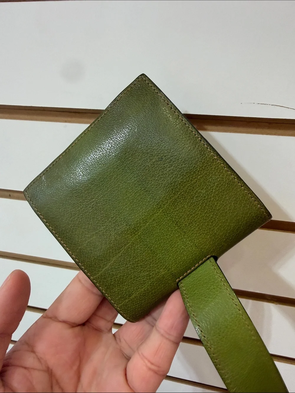 Hermes compact bifold